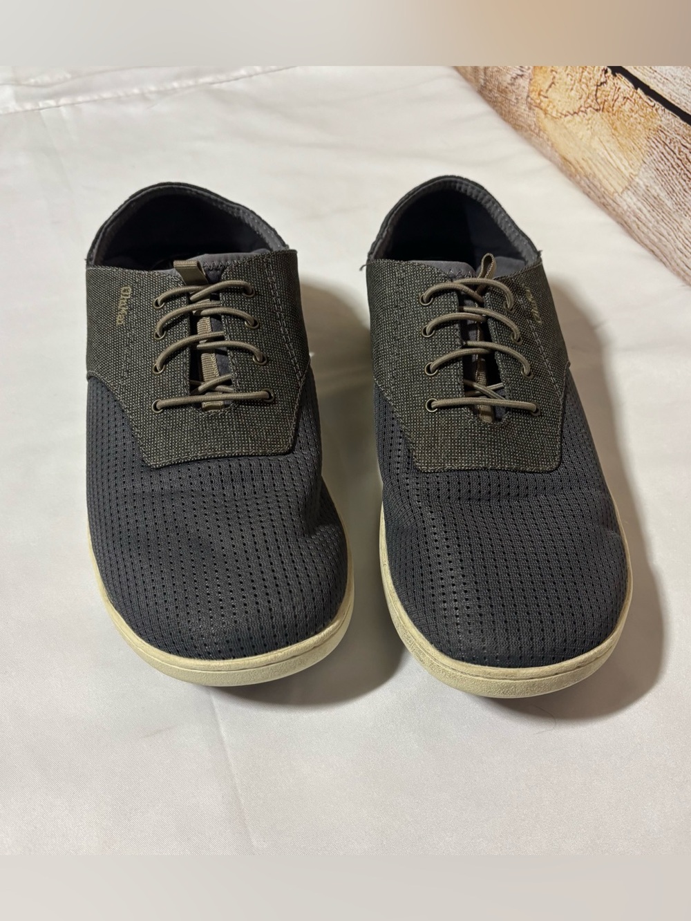 OluKai Casual Shoes Men’s Size 10 Gray Lightweight Missing Insoles